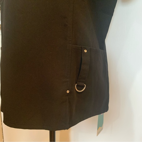 HALARA V-Neck Xtra Large Short Sleeve 2 Pockets Split Hem Stud Work Blouse/Scrub - Picture 2 of 6